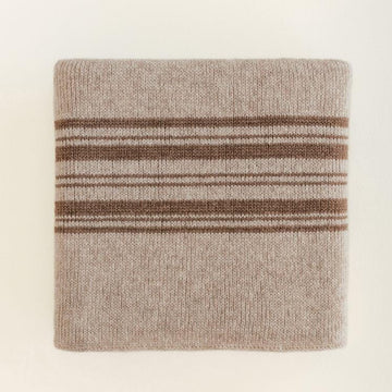 Deken Gilbert - Sand / Walnut